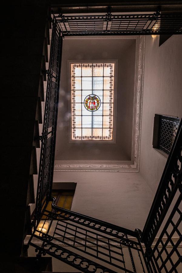 Historico Loft & Rooms Palazzo Adragna XIX Trapani Kültér fotó