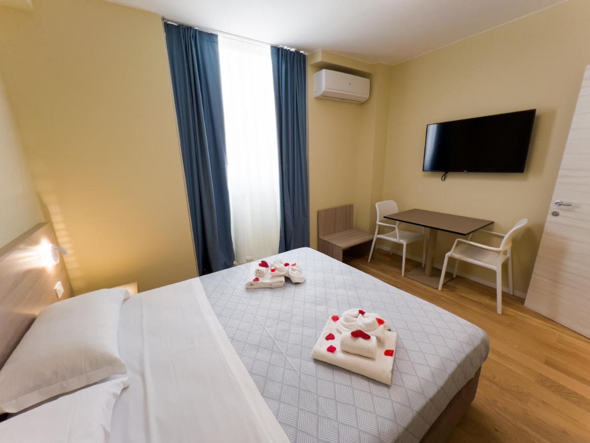 Historico Loft & Rooms Palazzo Adragna XIX Trapani Kültér fotó