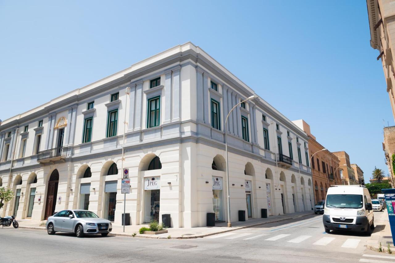 Historico Loft & Rooms Palazzo Adragna XIX Trapani Kültér fotó