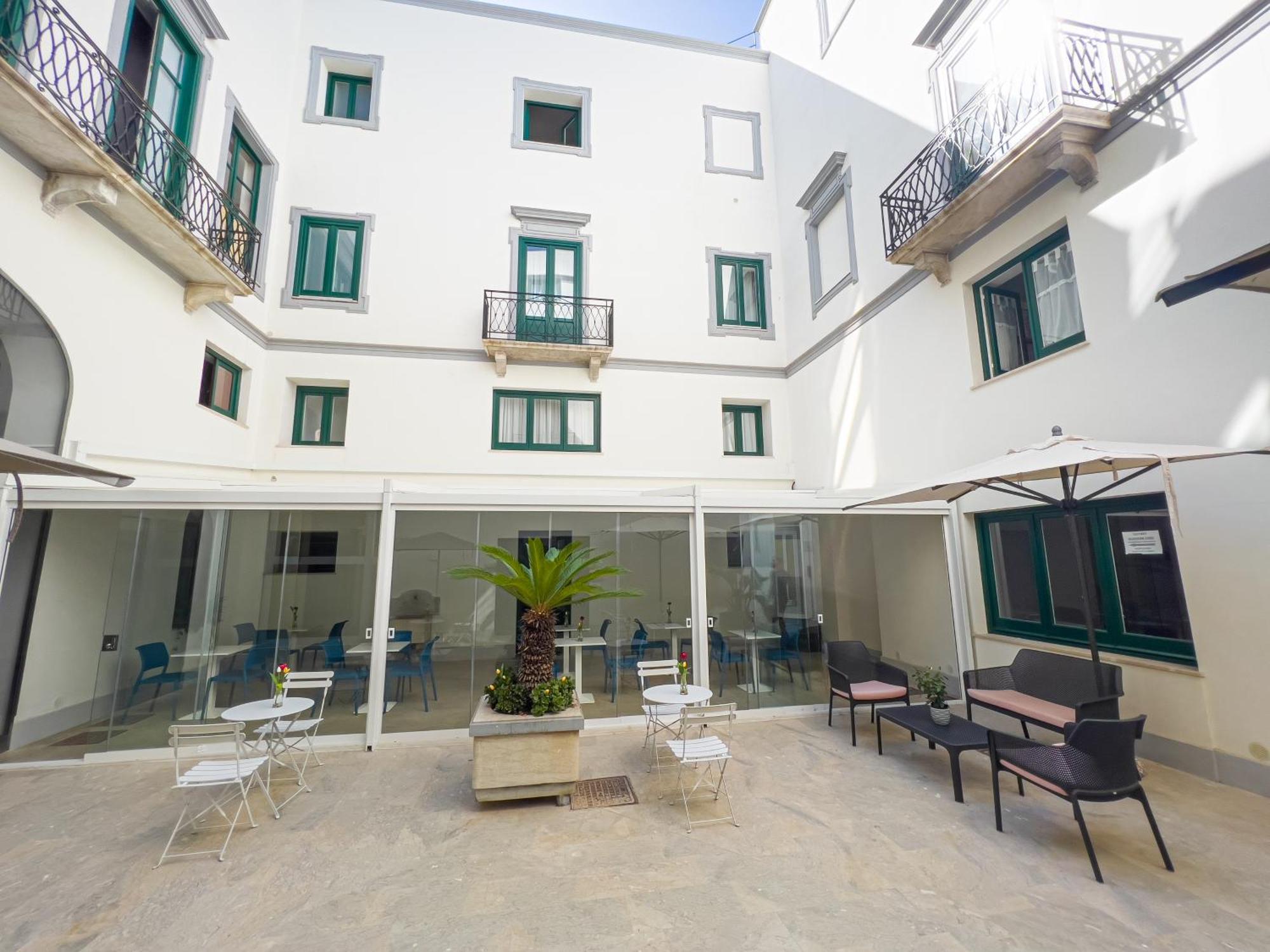 Historico Loft & Rooms Palazzo Adragna XIX Trapani Kültér fotó