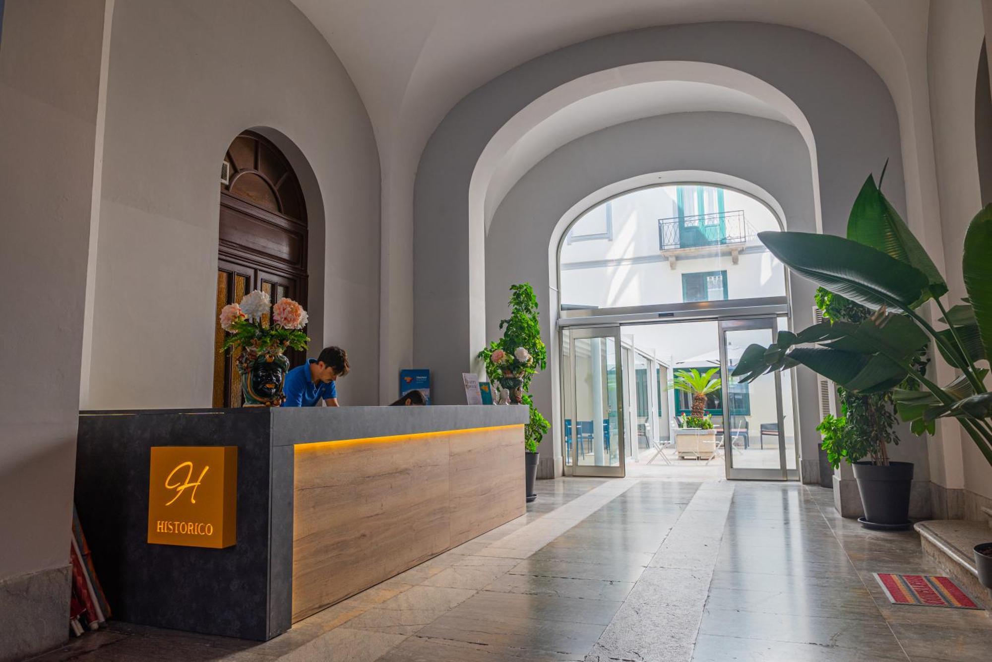 Historico Loft & Rooms Palazzo Adragna XIX Trapani Kültér fotó