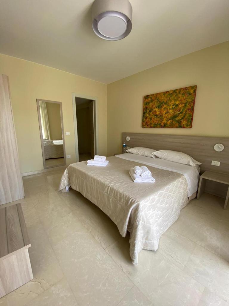 Historico Loft & Rooms Palazzo Adragna XIX Trapani Kültér fotó