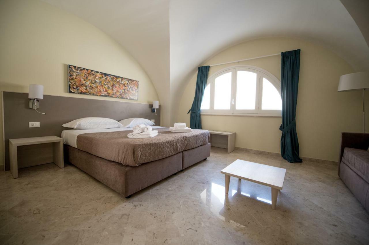 Historico Loft & Rooms Palazzo Adragna XIX Trapani Kültér fotó